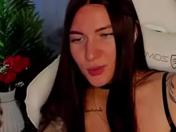 Babyisperfect  live sex cam