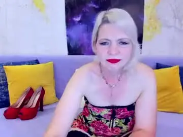 Beatifullhellenx  live sex cam