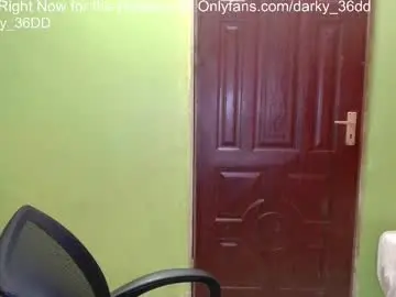 Darky_36dd  live sex cam