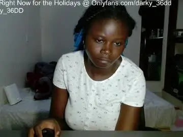 Darky_36dd  live sex cam
