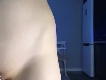 Ellie_kimi  live sex cam