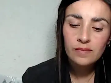 Frida__x  live sex cam