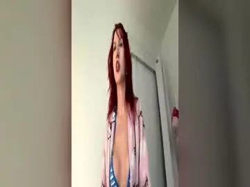 G0ddessluna1800  live sex cam