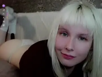 Honeyblon  live sex cam