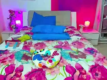 Kendralove31  live sex cam