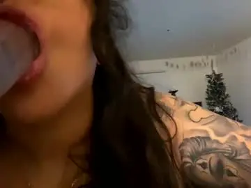 Kenydankk  live sex cam