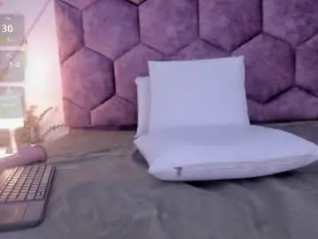 Mia_serena_  live sex cam