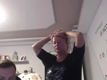 Nenchika  live sex cam