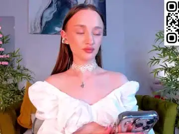 Pearl_bloom  live sex cam