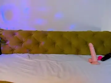 Pearl_bloom  live sex cam