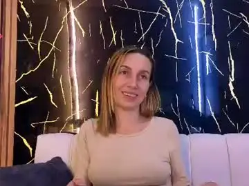 Starlight_mature23_aws  live sex cam