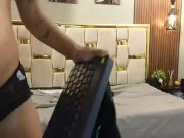 _caroline34  live sex cam