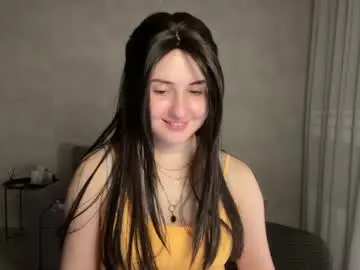 Almostinnocent_  live sex cam