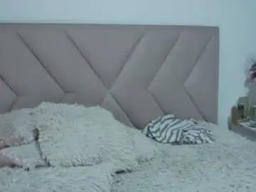Bonnieshyy  live sex cam
