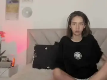 Bonnieshyy  live sex cam