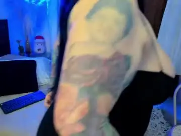 Carmillaross  live sex cam