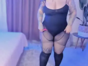 Carmillaross  live sex cam