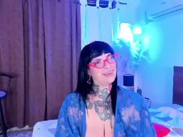 Carmillaross  live sex cam