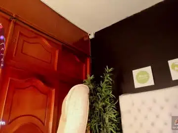 Ebony_katterin  live sex cam