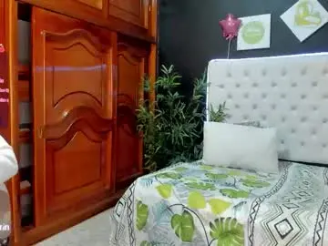 Ebony_katterin  live sex cam