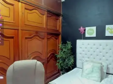 Ebony_katterin  live sex cam