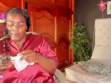 Ebony_katterin  live sex cam