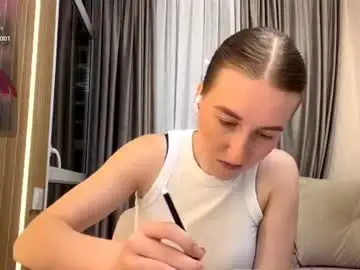 Emilystechuchak  live sex cam