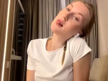 Emilystechuchak  live sex cam
