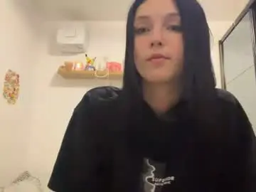 Frostpetalm  live sex cam