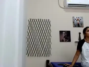 Girlerotica18  live sex cam