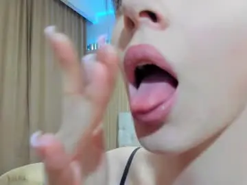 Mila_polly_and_forester  live sex cam