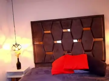Sara_naugty  live sex cam