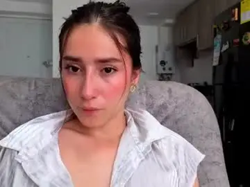 Adhara_kitten  live sex cam