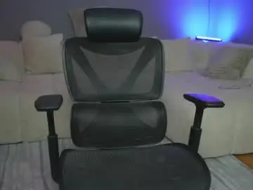 Alfafever  live sex cam