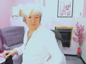 Carmensoft  live sex cam