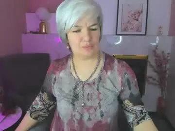 Carmensoft  live sex cam