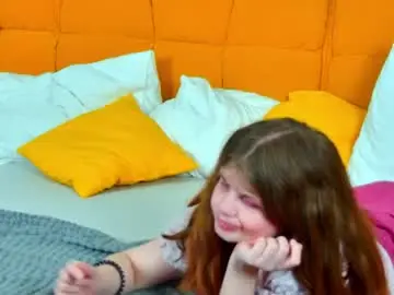 Chloehalses  live sex cam