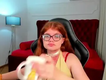 Chloehalses  live sex cam