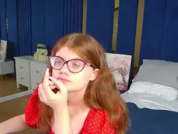 Chloehalses  live sex cam
