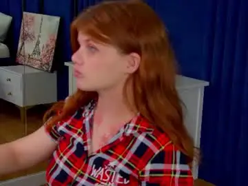Chloehalses  live sex cam