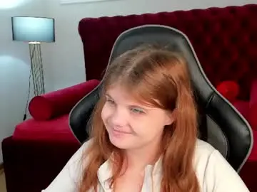 Chloehalses  live sex cam
