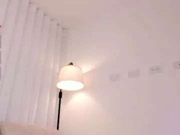 Kasumi_18  live sex cam