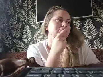 Kissmelory  live sex cam