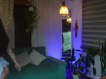 Kozzy_  live sex cam