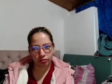 Laura_marlyn  live sex cam
