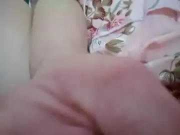 Lilmissnaughty77  live sex cam