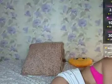 Louise_phlox  live sex cam