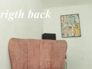 Miadolan  live sex cam