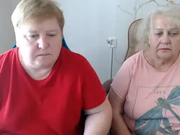 Mommy99x  live sex cam