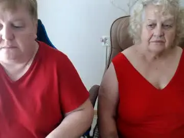 Mommy99x  live sex cam